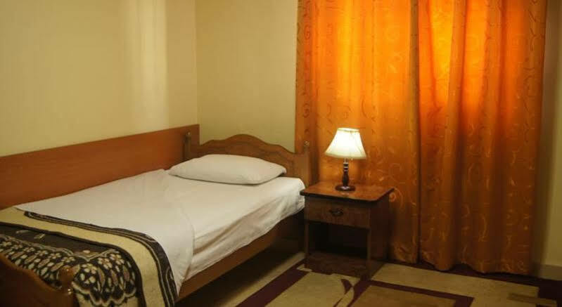 Bristol Hotel 3*